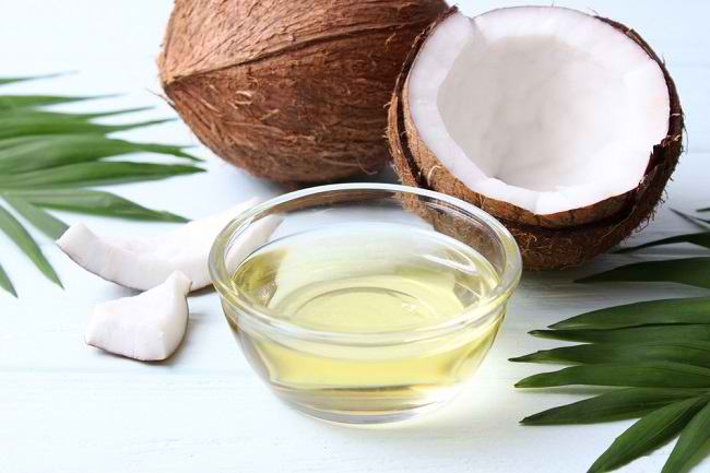 5 manfaat minyak kelapa